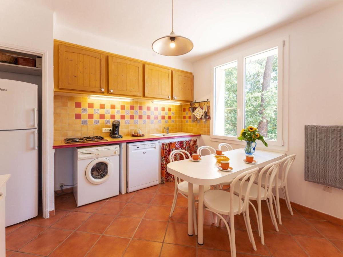 Holiday Home Les Ecureuils By Interhome Saint-Pantaléon Eksteriør billede